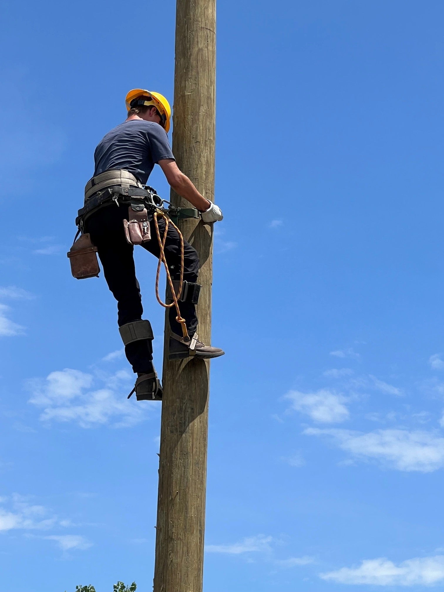 welcome-our-new-apprentice-lineman-adam-siefker-paulding-putnam